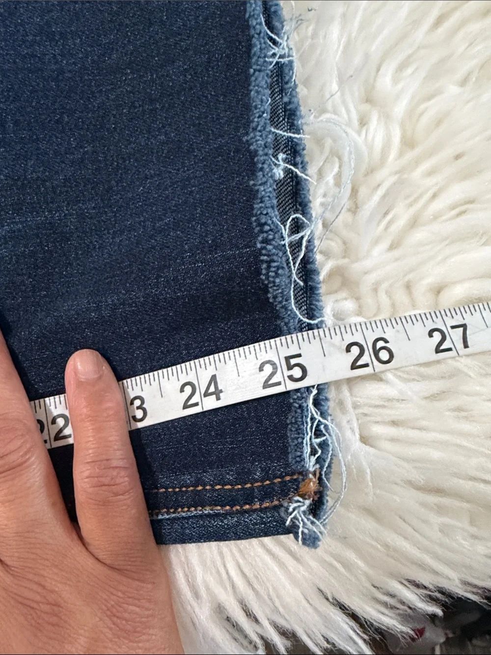 Old Navy Dark Blue Flared Crop Jeans Size 6 - Picture 9 of 10
